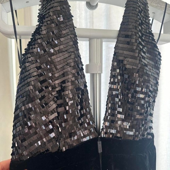 Black Velvet Sequince Dress Missguided - Picture 2 of 5